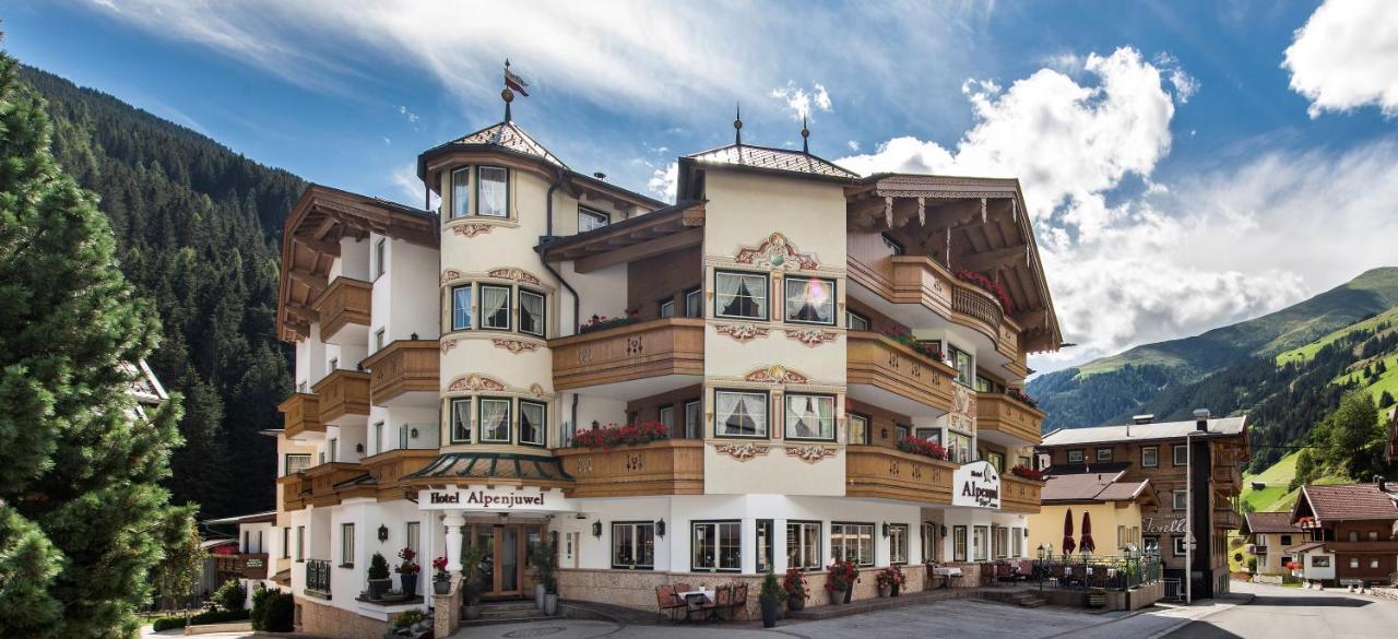Hotel Alpenjuwel 4 Sterne Superior Тукс Экстерьер фото