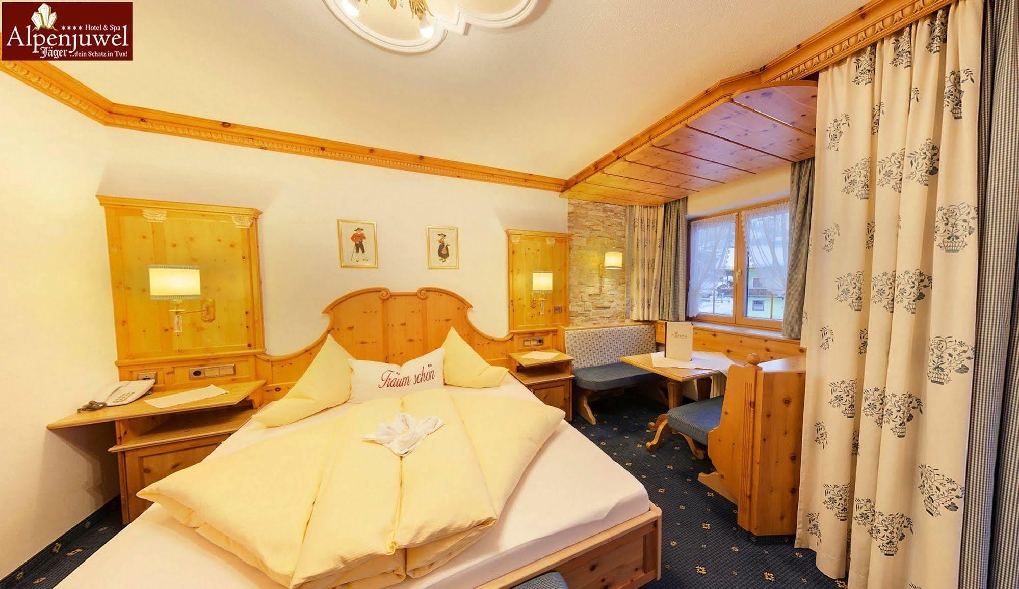 Hotel Alpenjuwel 4 Sterne Superior Тукс Экстерьер фото