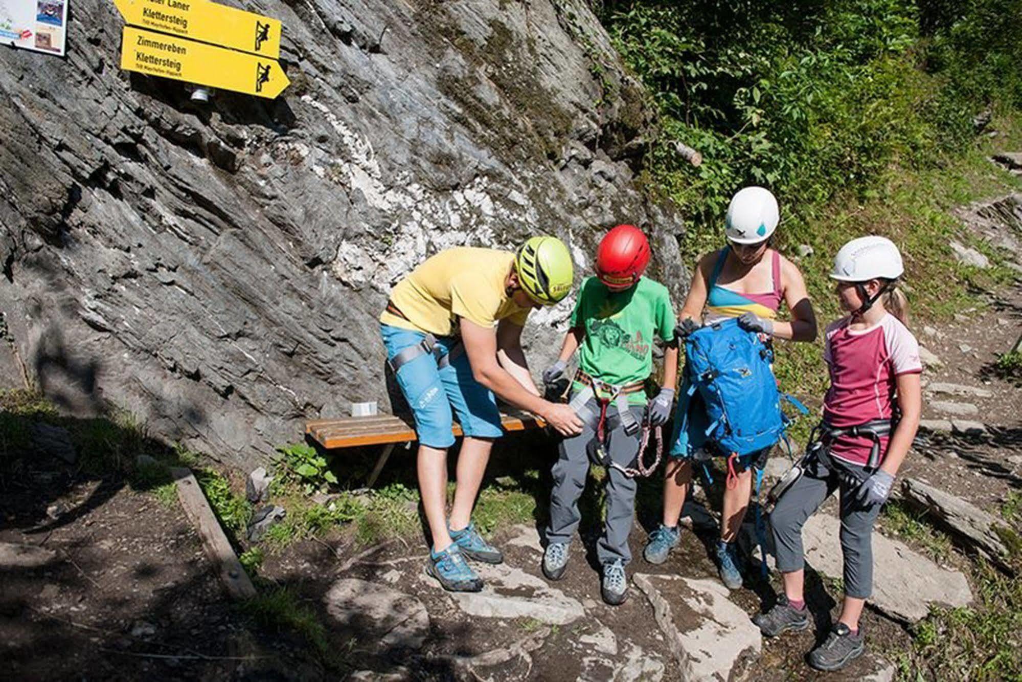 Hotel Alpenjuwel 4 Sterne Superior Тукс Экстерьер фото